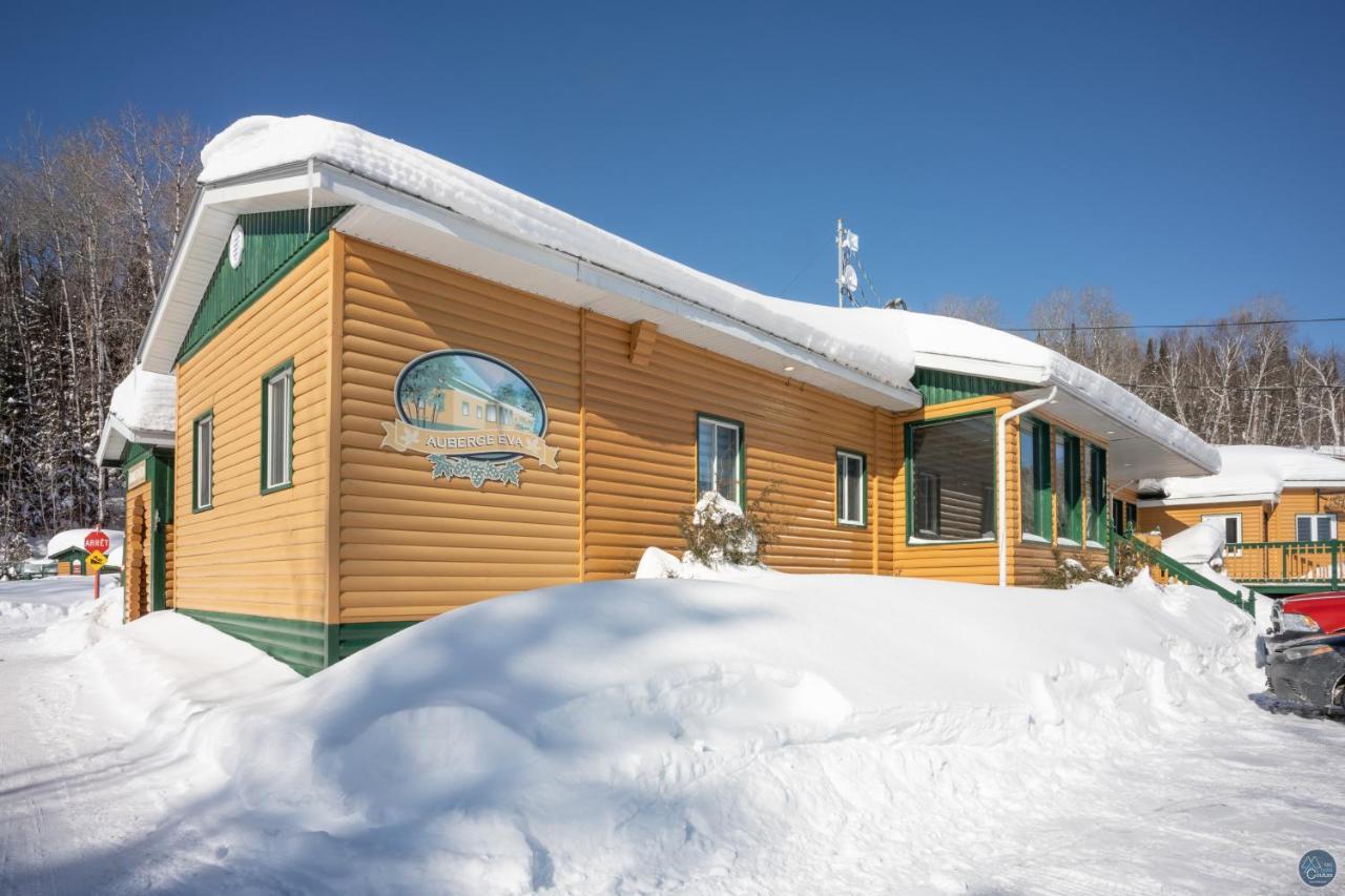 Lac-Bouchette Auberge Eva المظهر الخارجي الصورة